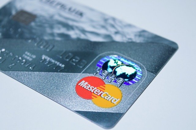 Read more about the article Mastercard "מחליקה ימינה" על Pine Labs